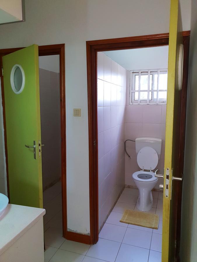 Amalia Apartments ปารามารีโบ ภายนอก รูปภาพ