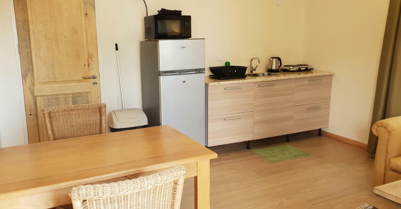 Amalia Apartments ปารามารีโบ ภายนอก รูปภาพ