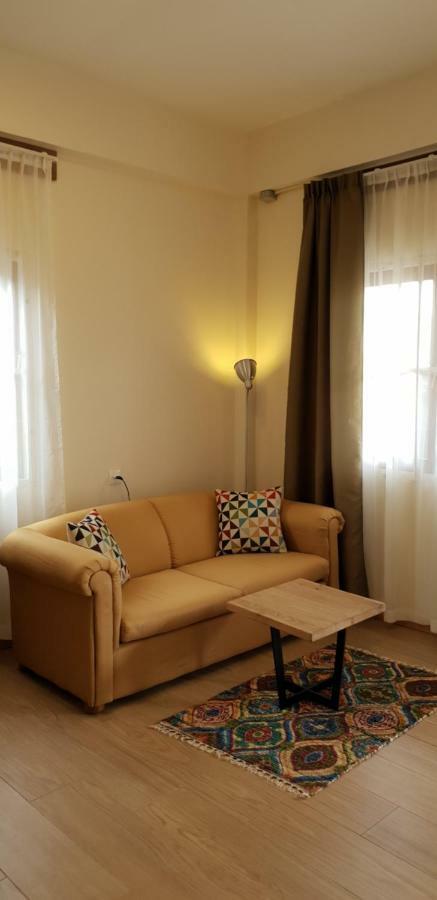 Amalia Apartments ปารามารีโบ ภายนอก รูปภาพ